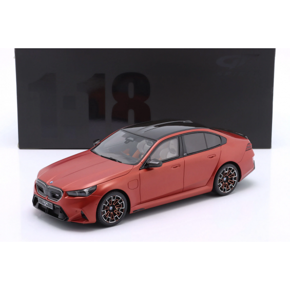 BMW 5 Serisi M5 (G90) 2025 | 1/18 | GT Spirit