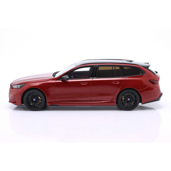 BMW M5 Touring – Kırmızı | 1/18 | GT Spirit