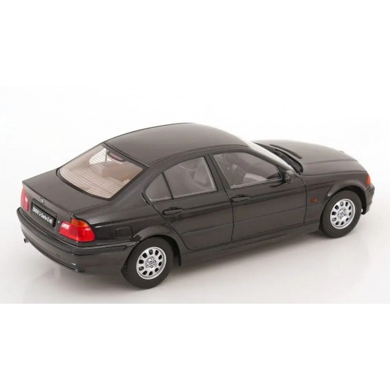 BMW 3 Serie E46 Limousine 1999 – 1/18 | KK Scale BMW 3 Serie E46 Limousine 1999 – 1/18 | KK Scale