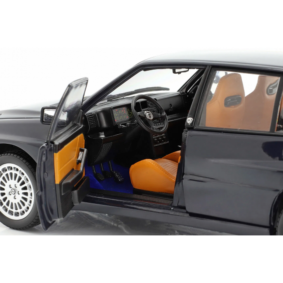 Lancia Delta Integrale Evo2 Club HF Hi-Fi 1992 | 1/18 | Kyosho