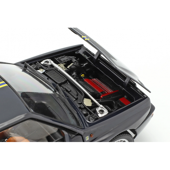 Lancia Delta Integrale Evo2 Club HF Hi-Fi 1992 | 1/18 | Kyosho