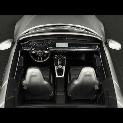 Porsche 911 (992) Turbo S Cabriolet 2020 – Silver | 1/18 | Minichamps