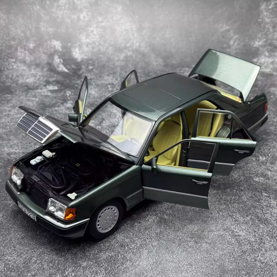 Norev 1:18 Meerceders-Benz W124 230 E Gece Yeşili Norev 1:18 Meerceders-Benz W124 230 E Gece Yeşili