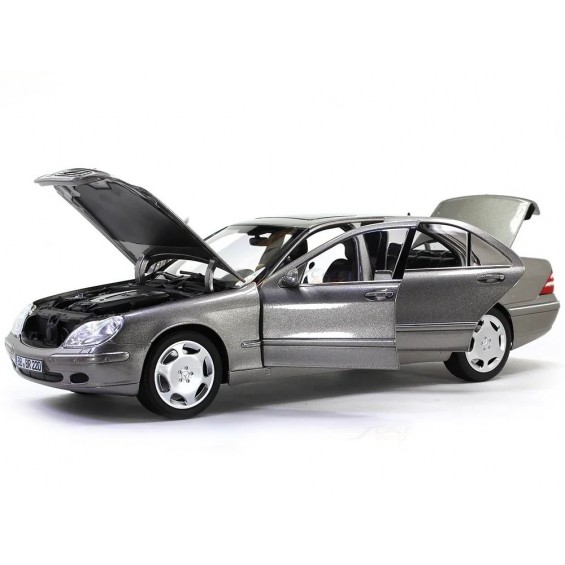Mercedes-Benz S600 (V220) | 1/18 | Norev Dealer Mercedes-Benz S600 (V220) | 1/18 | Norev Dealer