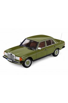 Mercedes-Benz 200 W123 – Yeşil | 1/18 | Norev Dealer