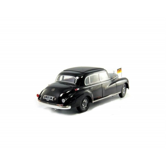 Mercedes-Benz 300 “Adenauer” 1955 w186 | 1/18 | Norev