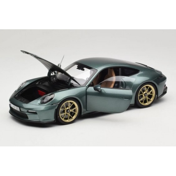 Porsche 911 GT3 2021 – Malachite Green Metallic | 1/18 | Norev Porsche 911 GT3 2021 – Malachite Green Metallic | 1/18 | Norev