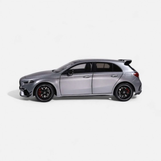 Mercedes-AMG A 45 S 4MATIC+ – Mountain Gray | 1/18 | NZG