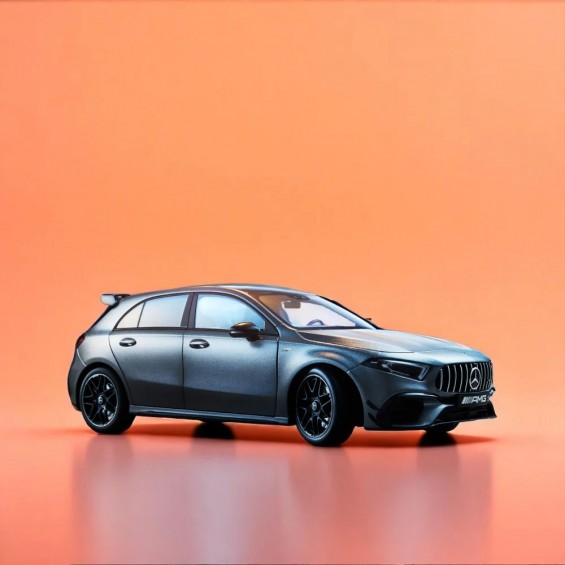Mercedes-AMG A 45 S 4MATIC+ – Mountain Gray | 1/18 | NZG