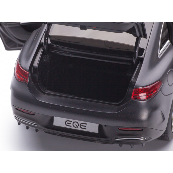 Mercedes-Benz EQE (V295) AMG Line 2023 – Graphite Grey Magno | 1/18 | NZG Mercedes-Benz EQE (V295) AMG Line 2023 – Graphite Grey Magno | 1/18 | NZG
