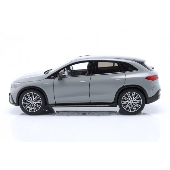Mercedes-Benz EQE SUV AMG Line (X294) 2023 – Alpine Gray | 1/18 | NZG Mercedes-Benz EQE SUV AMG Line (X294) 2023 – Alpine Gray | 1/18 | NZG