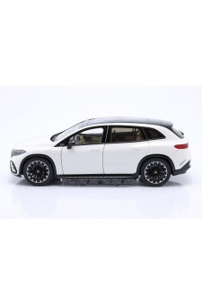 Mercedes-Benz EQS SUV (X296) Mercedes-EQ 2022 – Diamond White | 1/18 | NZG Mercedes-Benz EQS SUV (X296) Mercedes-EQ 2022 – Diamond White | 1/18 | NZG