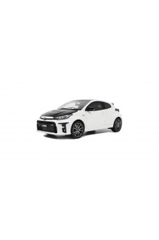 Toyota GRMN Yaris Rally Package 2022 – Emotional Red II Metallic (3U5) | 1/18 | Otto Mobile