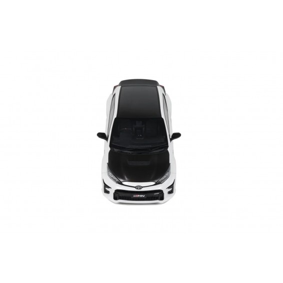 Toyota GRMN Yaris Rally Package 2022 – Emotional Red II Metallic (3U5) | 1/18 | Otto Mobile