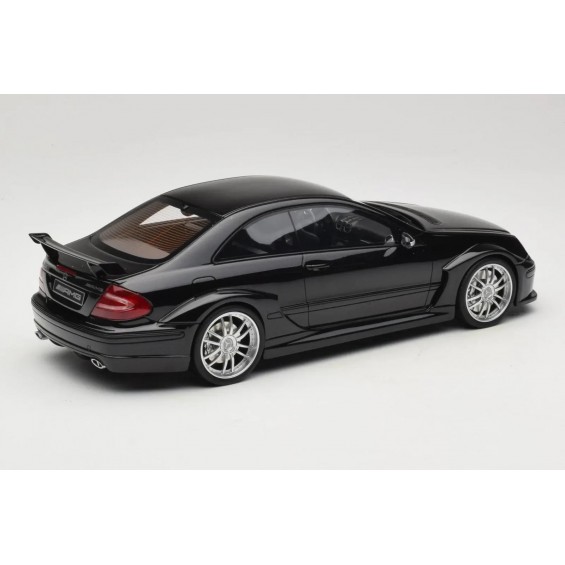 Mercedes-Benz C209 CLK DTM AMG Coupe | 1/18 | Otto Mobile