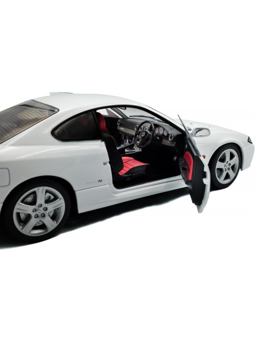 Nissan Silvia S15 Spec-R Aero – Aspen White – 1999 | 1/18 | Solido