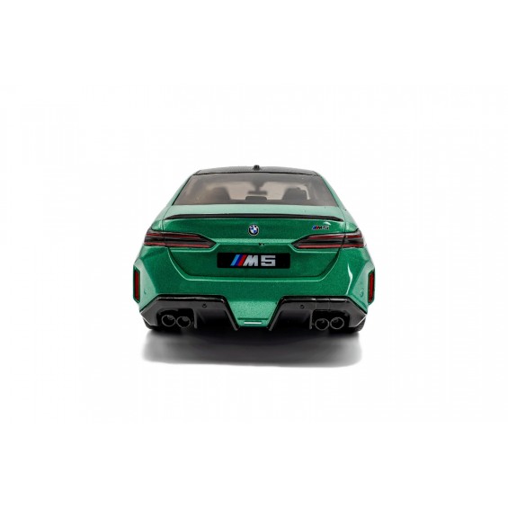 BMW M5 – M Isle of Man Green Metallic – 2025 | 1/18 | Solido BMW M5 – M Isle of Man Green Metallic – 2025 | 1/18 | Solido