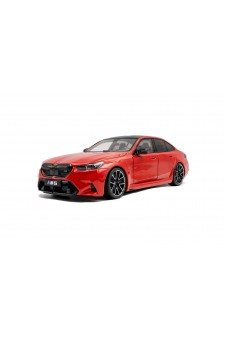 BMW M5 G90– Fire Red – 2025 | 1/18 | Solido