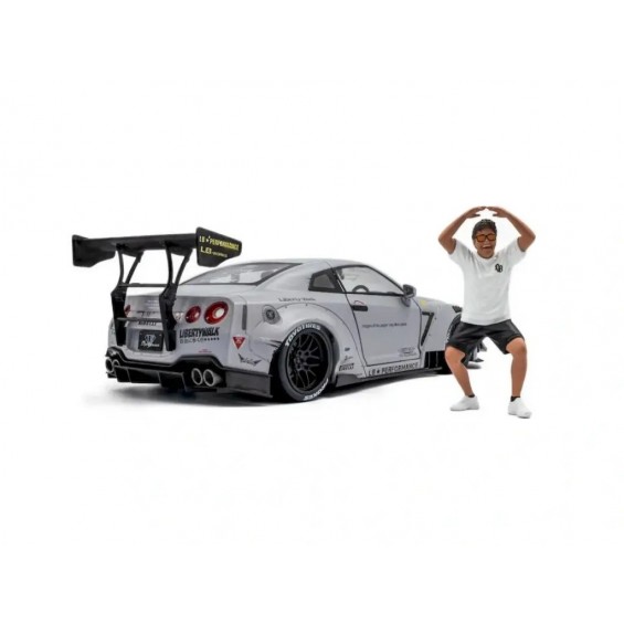 Nissan GT-R R35 LBWK – Wataru Kato-San Figürü ile Birlikte | 1/18 | Solido Nissan GT-R R35 LBWK – Wataru Kato-San Figürü ile Birlikte | 1/18 | Solido