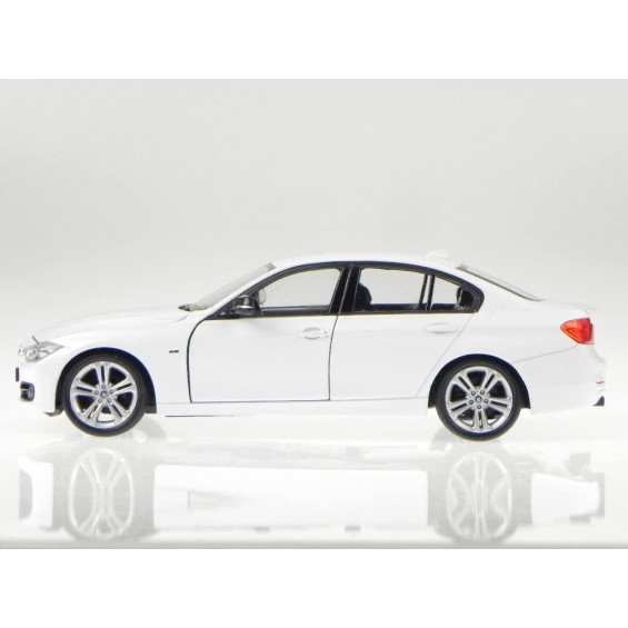 BMW 335i F30 Beyaz | 1/24 | Welly BMW 335i F30 Beyaz | 1/24 | Welly