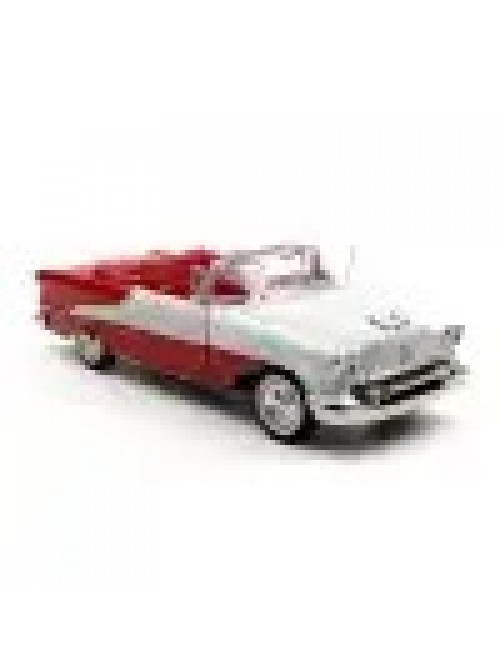 Oldsmobile Super 88 Convertible – 1955 | 1/18 | Welly 