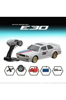 Uzaktan Kumandalı Drift Arabası – BMW E30 | Işıklı | 4 Çeker 1/16 beyaz