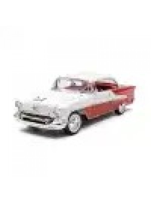 Oldsmobile Super 88 Holiday Coupe – 1955 | 1/18 | Welly