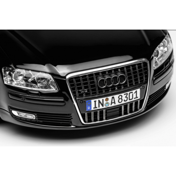 Audi A8L W12 2008 – Black | 1/18 | Motorhelix