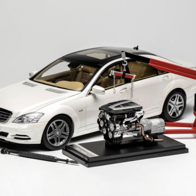 Mercedes-Benz S600L W221 with Extra Engine | 1/18 | Motorhelix