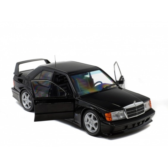 Mercedes 190 Evo II – Black – 1990 | 1/18 | Solido
